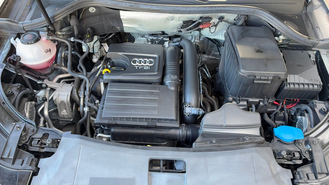 Open Bonnet (Engine)