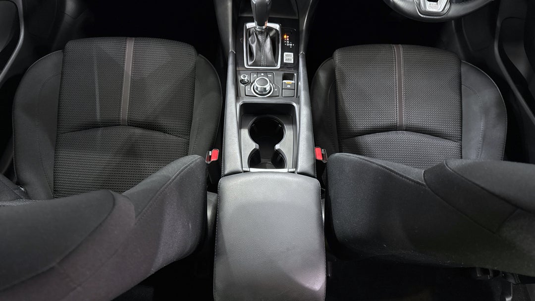 2018 Mazda 3 Maxx Sport, Automatic, 87722 km, Center Console