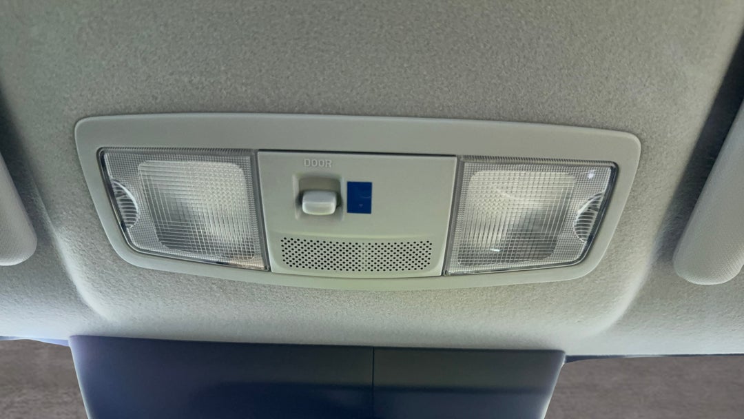 On-Roof Controls/Sunglass holder