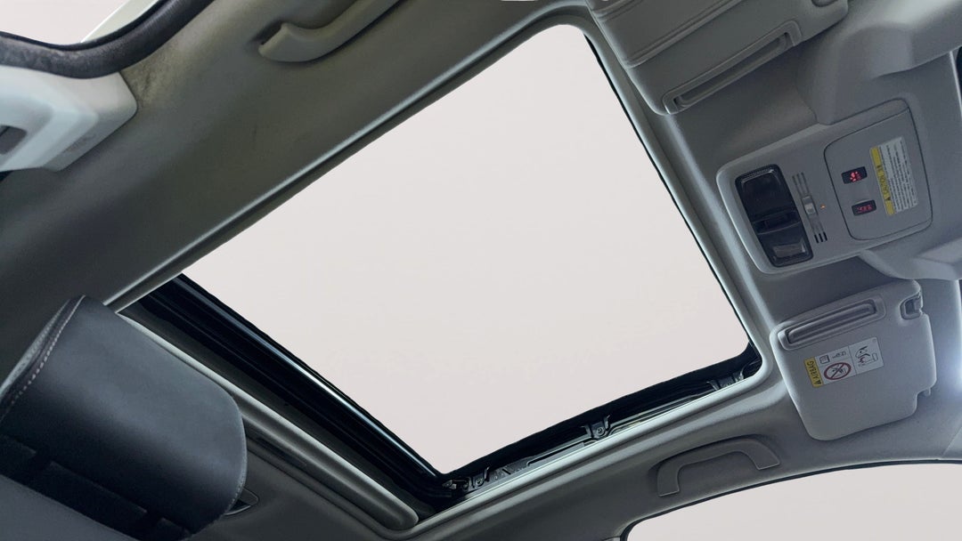 Interior Sunroof/Moonroof