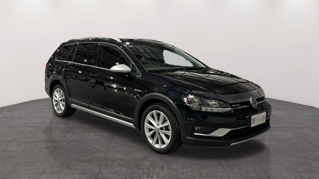 2018 Volkswagen Golf Alltrack 132 Tsi, Automatic, 64731 km, Right Front Diagonal (45- Degree) View