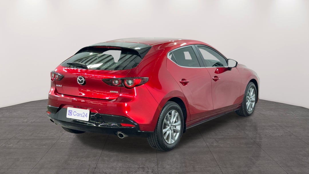 Right Back Diagonal (45- Degree) View