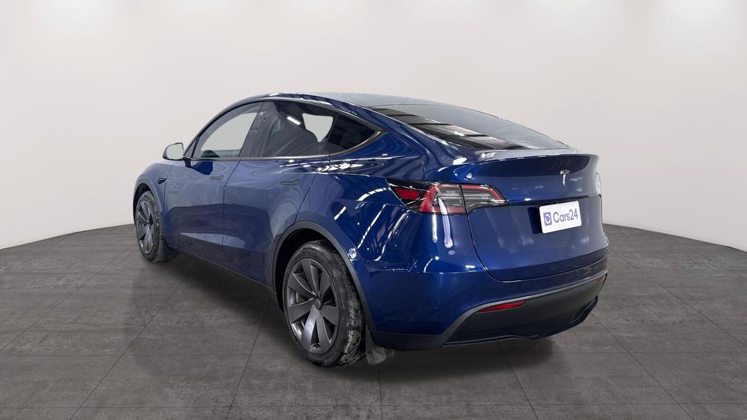 2023 Tesla Model Y Rear-wheel Drive, Automatic, 21248 km, Left Back Diagonal (45- Degree) View