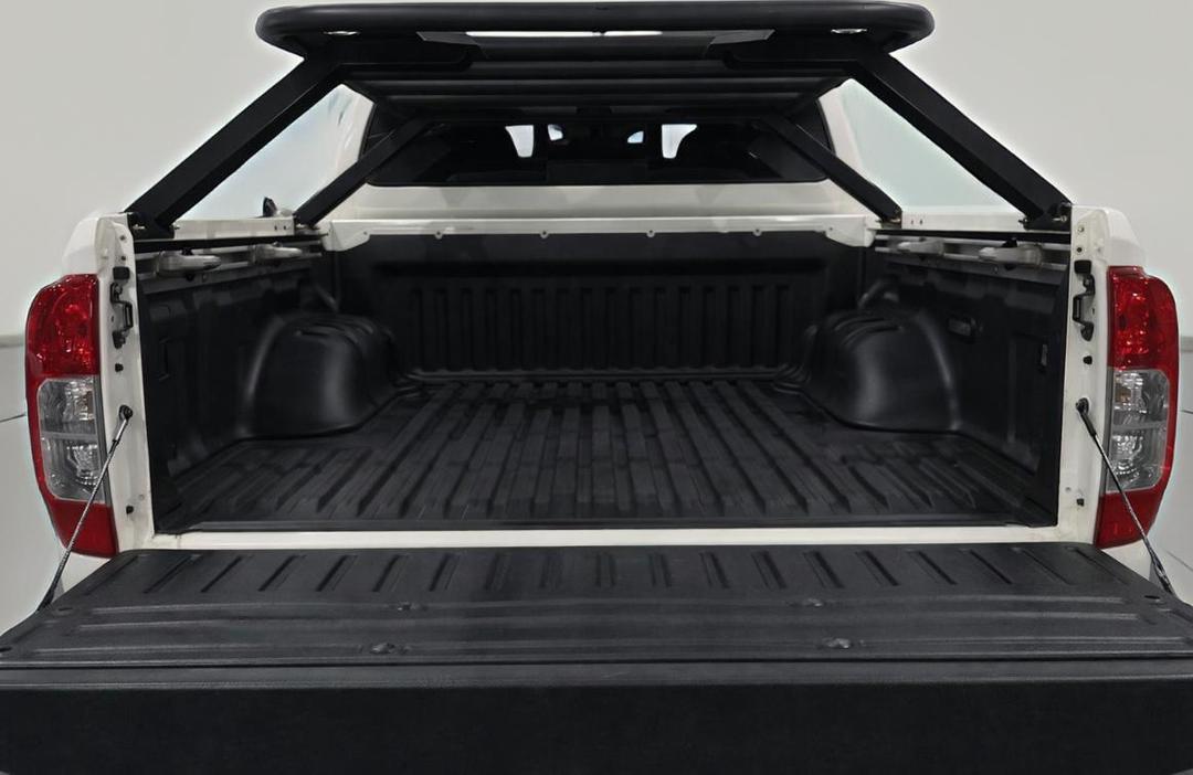 2018 Nissan Navara St-X (4x4), Automatic, 82330 km, Boot Inside View