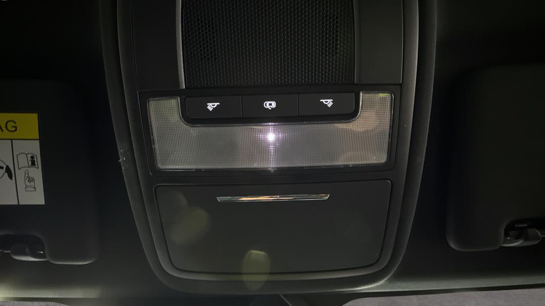 2024 MG Mg4 Excite 51, Automatic, 3550 km, On-Roof Controls/Sunglass holder