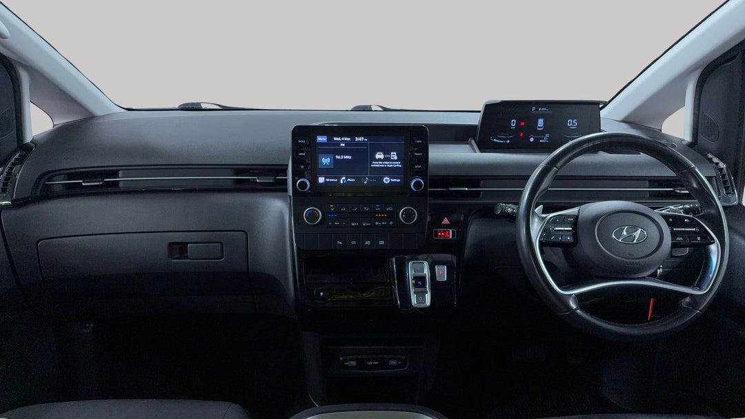 2021 Hyundai Staria Staria, Automatic, 88061 km, Dashboard View