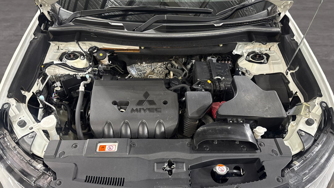 2020 Mitsubishi Outlander Ls 7 Seat (2WD), Automatic, 62579 km, Open Bonnet (Engine)