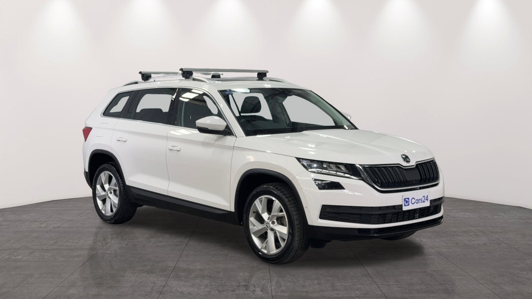 Right Front Diagonal (45- Degree) View