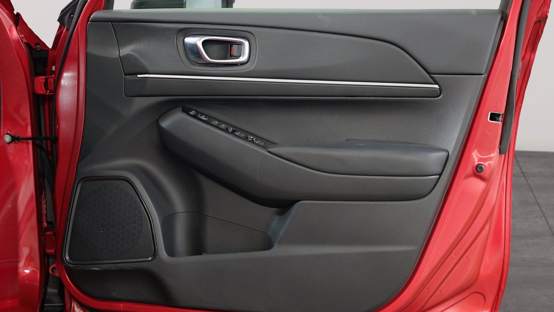 2023 Honda HR-V E:hev L, Automatic, 31131 km, Speaker View