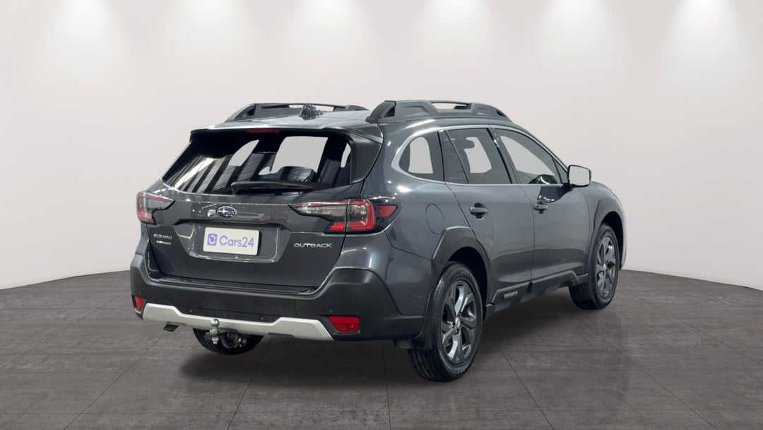 Right Back Diagonal (45- Degree) View