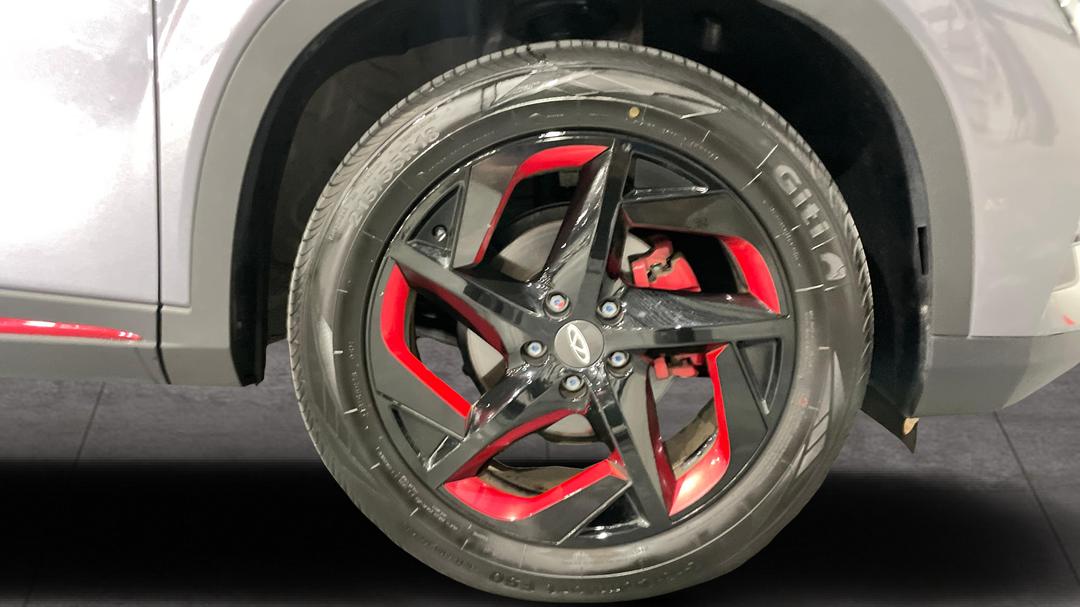 2024 Chery Omoda 5 Ex (high Version), Automatic, 10000 km, Right Front Wheel