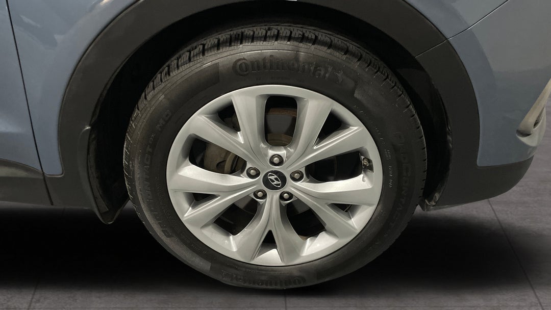2016 Hyundai Santa Fe 30 Special Edition, Automatic, 139492 km, Right Front Wheel