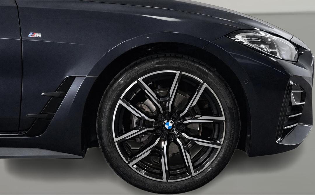 2021 BMW 4 20i M Sport Gran Coupe, Automatic, 15852 km, Right Front Wheel