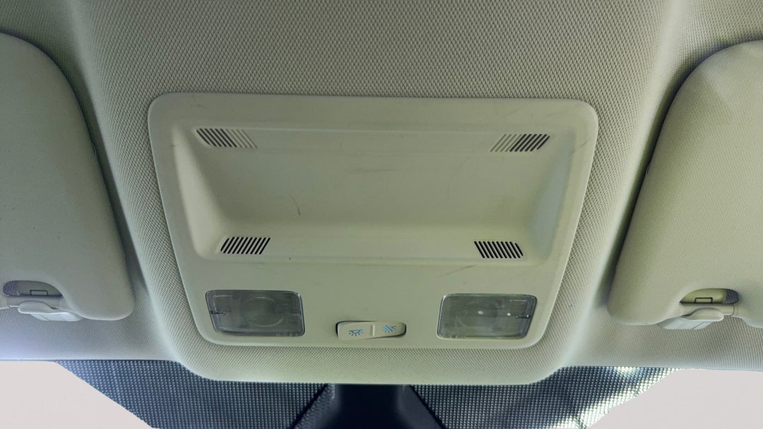 On-Roof Controls/Sunglass holder