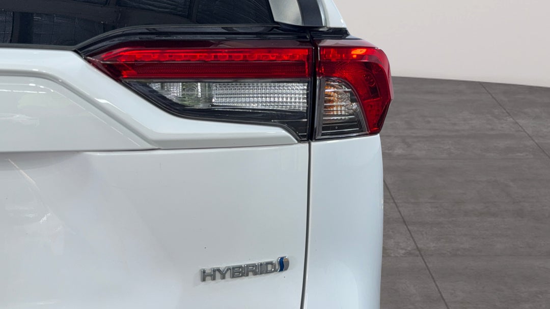 2020 Toyota RAV4 Gx (2WD) Hybrid, Automatic, 107619 km, Badge (Boot Right Side)