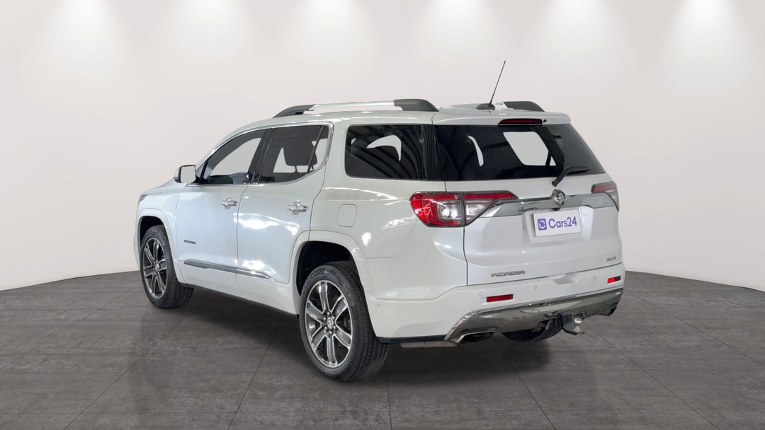 Left Back Diagonal (45- Degree) View