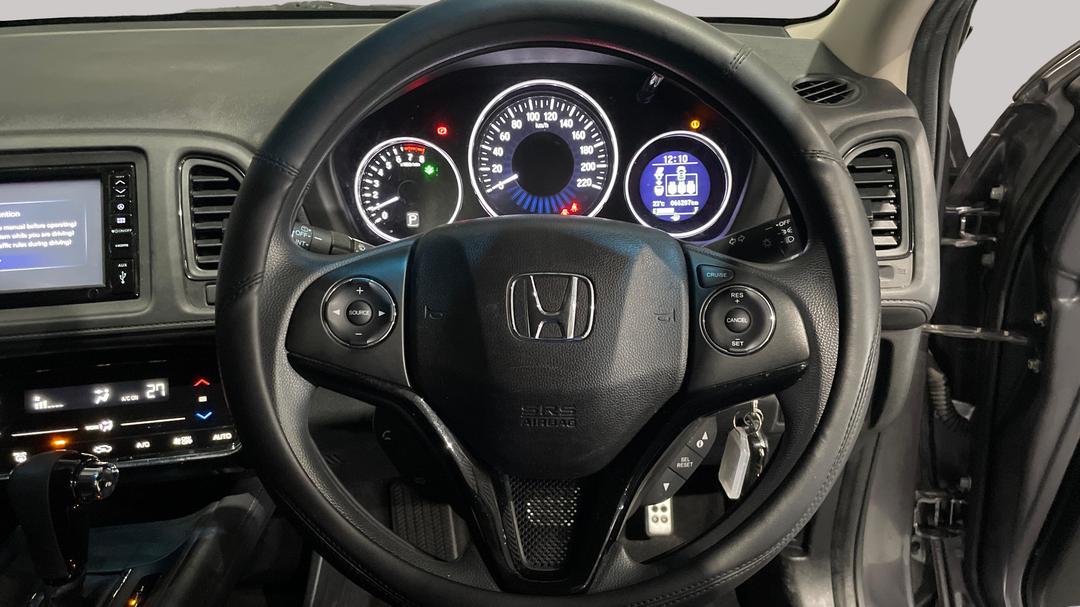 2019 Honda HR-V Vti, Automatic, 66207 km, Steering Wheel Close-up