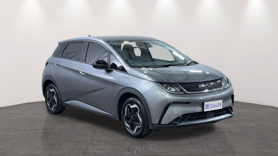 2023 Byd Dolphin Dynamic, Automatic, 25940 km, Right Front Diagonal (45- Degree) View