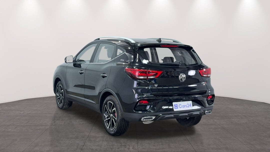 Left Back Diagonal (45- Degree) View