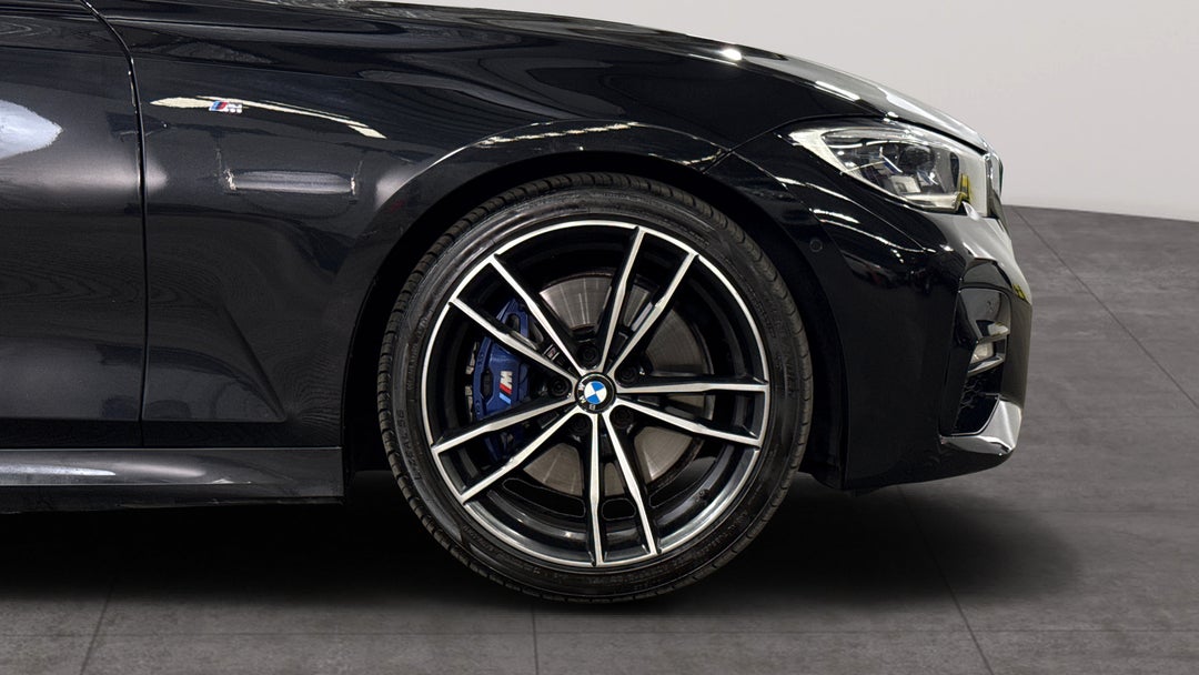 2021 BMW 3 30i M Sport, Automatic, 58055 km, Right Front Wheel