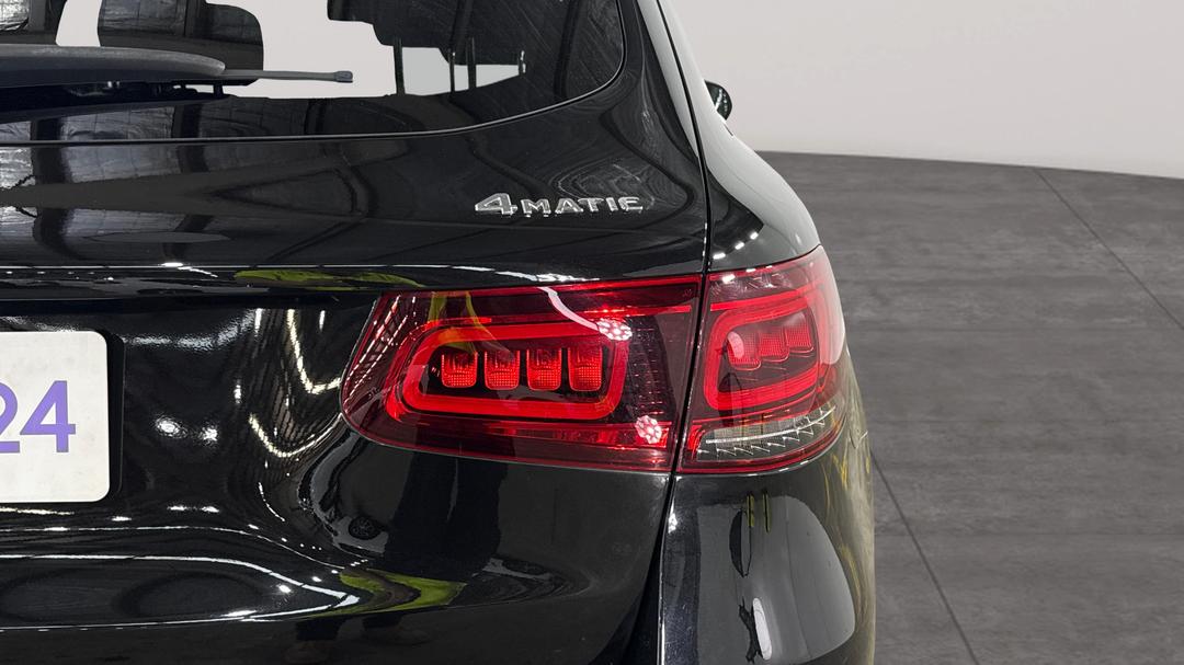 2020 Mercedes-benz GLC 300 4matic, Automatic, 78067 km, Badge (Boot Right Side)