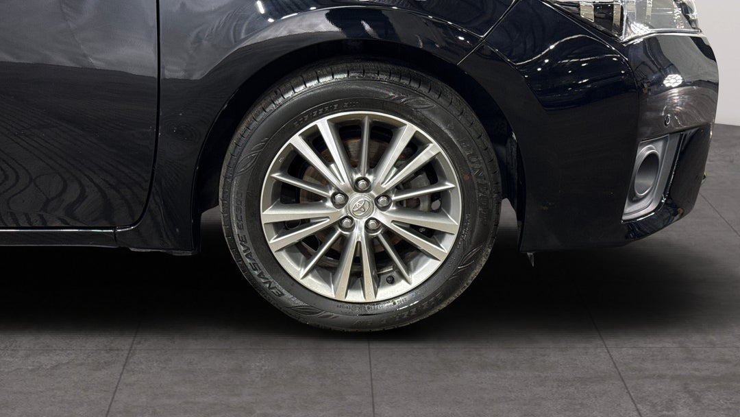 2015 Toyota Corolla Sx, Automatic, 138624 km, Right Front Wheel