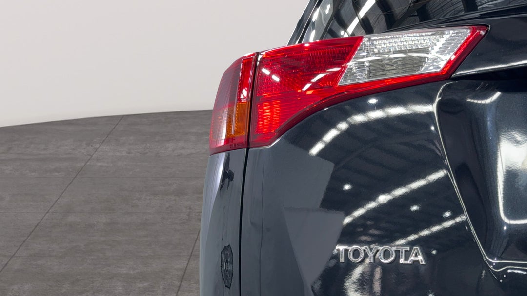 Badge (Boot Left Side)