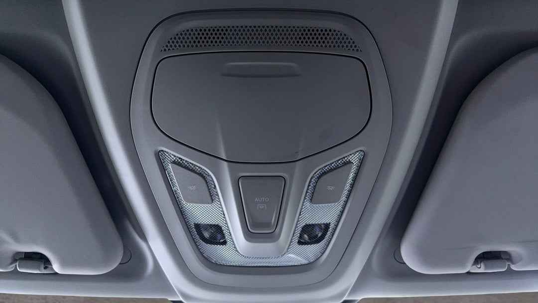 On-Roof Controls/Sunglass holder