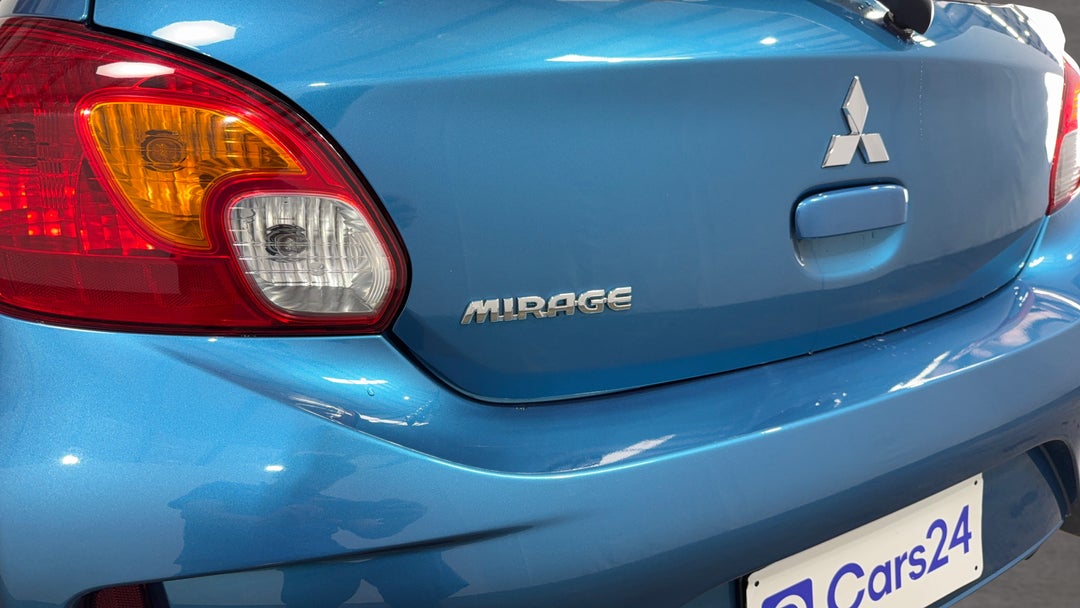 Badge (Boot Left Side)