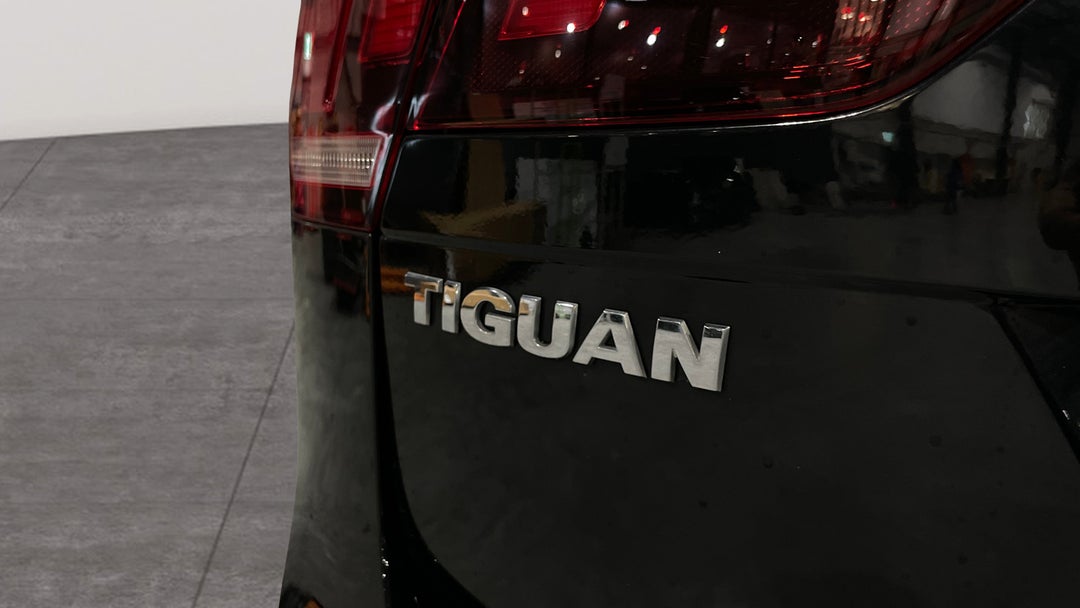 2020 Volkswagen Tiguan 110 Tsi Trendline, Automatic, 77266 km, Badge (Boot Left Side)