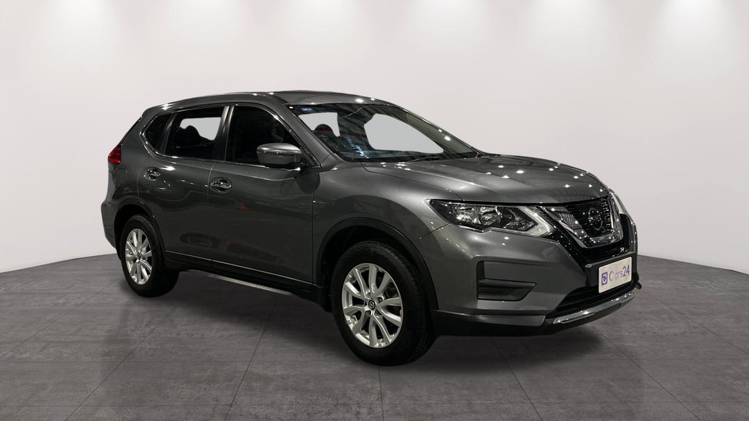 2018 Nissan X-trail St (4WD), Automatic, 68769 km, Right Front Diagonal (45- Degree) View