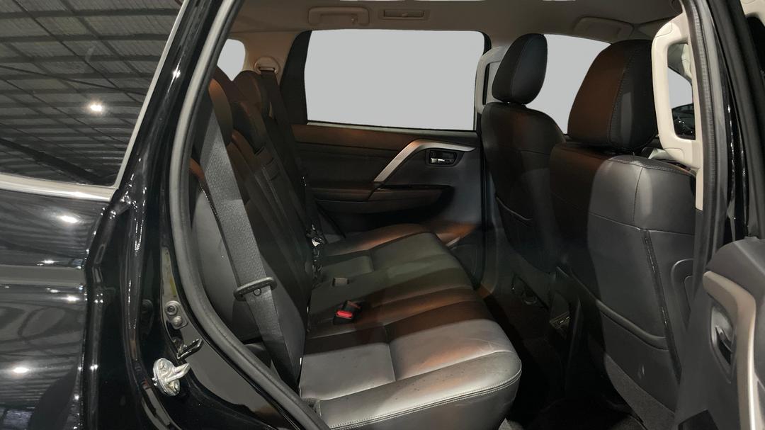 2023 Mitsubishi Pajero Sport Gsr (4WD) 7 Seat, Automatic, 35355 km, Right Side Rear Door Cabin View