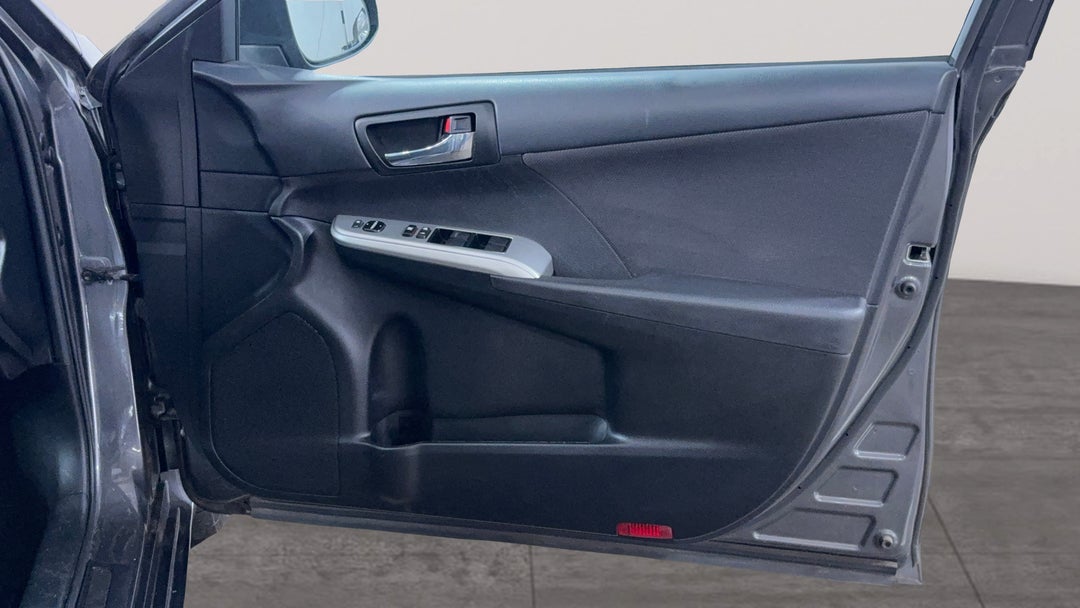 2017 Toyota Camry Atara S, Automatic, 115034 km, Speaker View