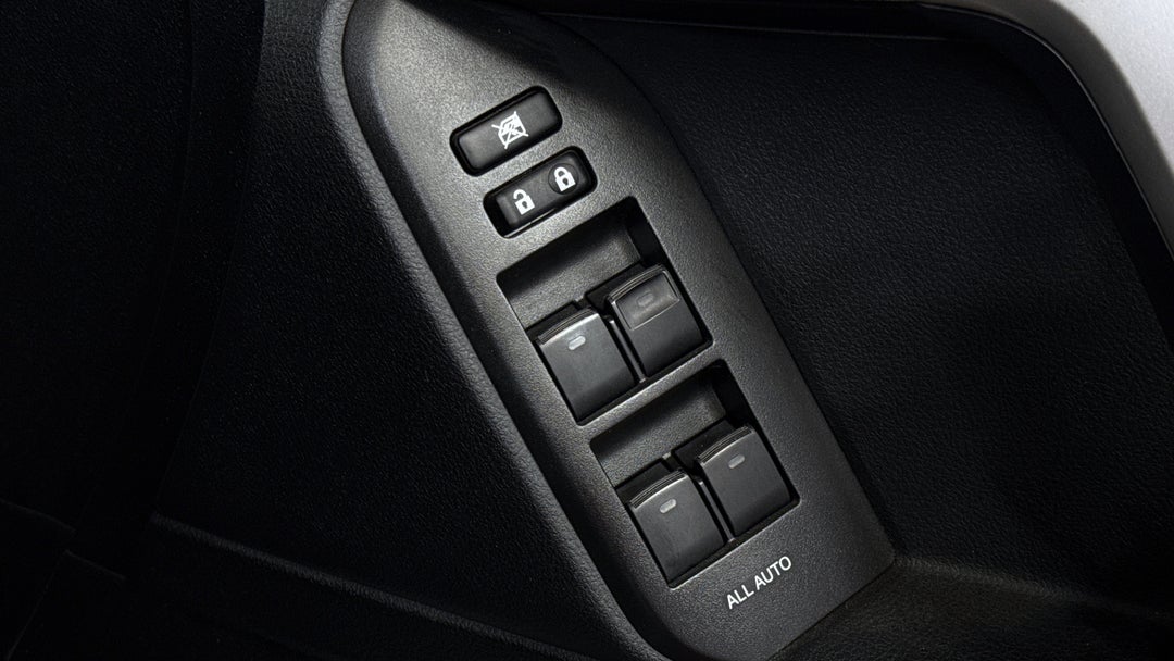 2019 Toyota Landcruiser Prado Gxl (4x4), Automatic, 93046 km, Drivers Side Door Panel Controls