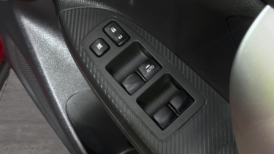2018 Mitsubishi Eclipse Cross Ls (2WD), Automatic, 131682 km, Drivers Side Door Panel Controls