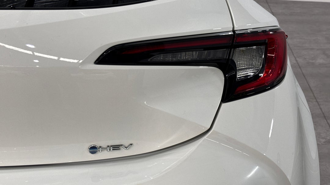 2024 Toyota Corolla Ascent Sport + Conv Pk Hybrid, Automatic, 27202 km, Badge (Boot Right Side)