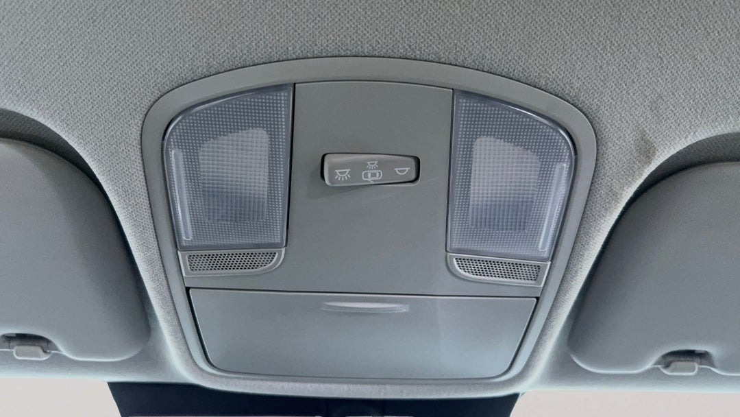 On-Roof Controls/Sunglass holder