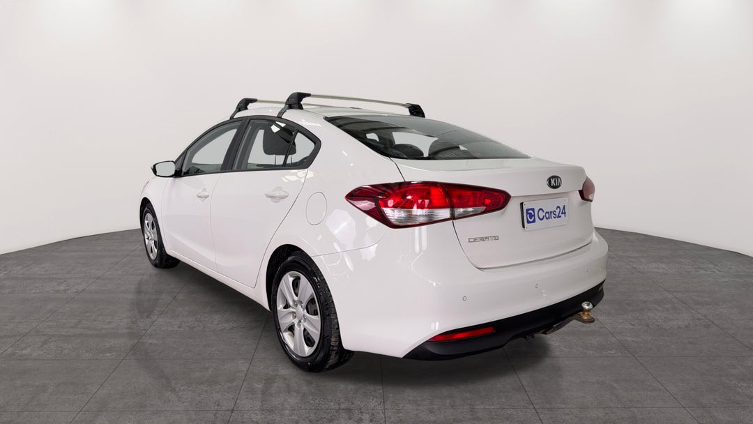 Left Back Diagonal (45- Degree) View