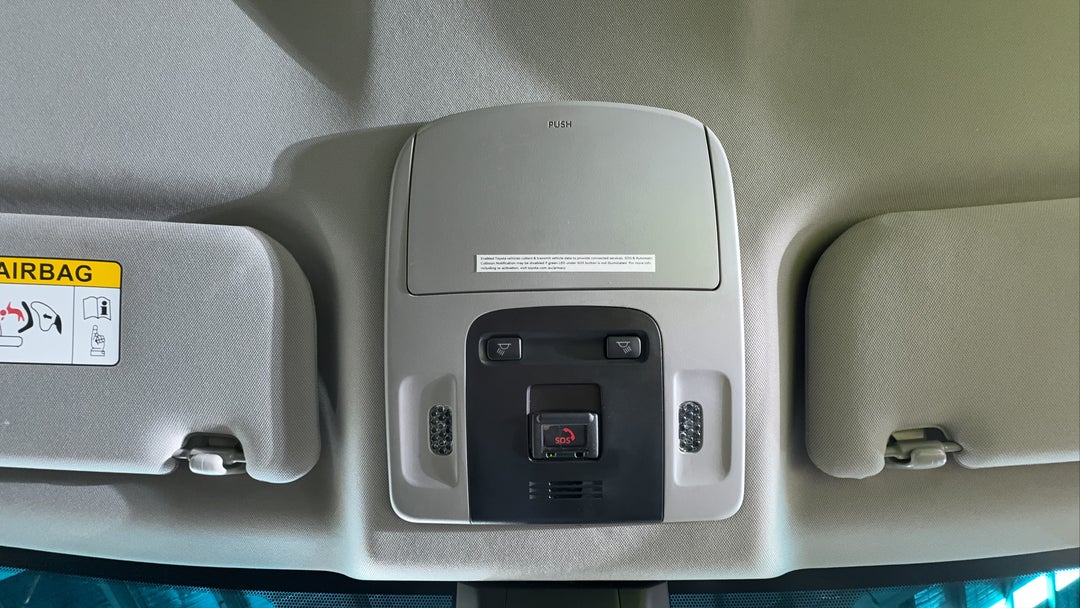 On-Roof Controls/Sunglass holder