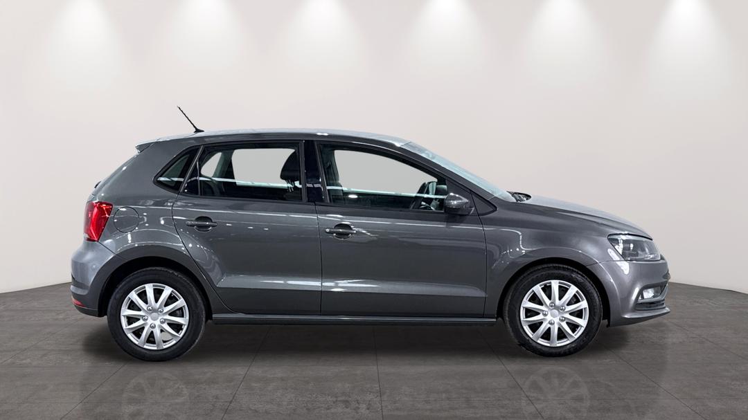2015 Volkswagen Polo 66 Tsi Trendline, Automatic, 62982 km, Right Side View