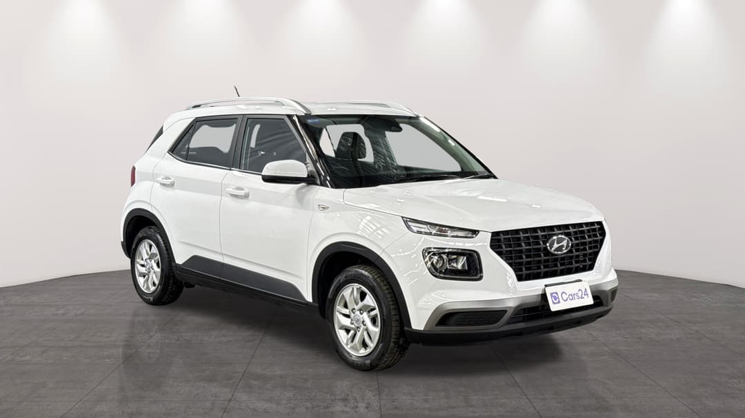 2025 Hyundai Venue Venue, Automatic, 26493 km, 