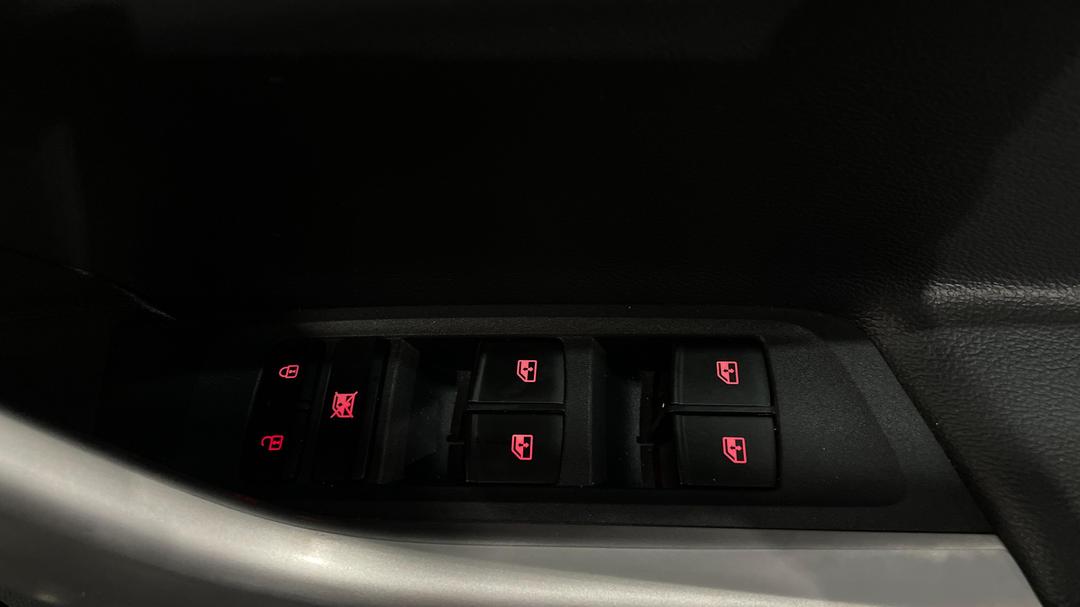 2023 LDV T60 Max Luxe (4x4), Automatic, 26318 km, Drivers Side Door Panel Controls