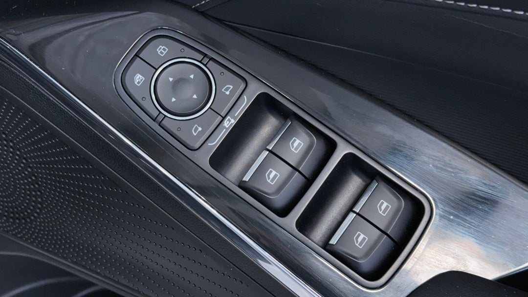 2021 GWM Haval H6 Ultra AWD, Automatic, 70956 km, Drivers Side Door Panel Controls