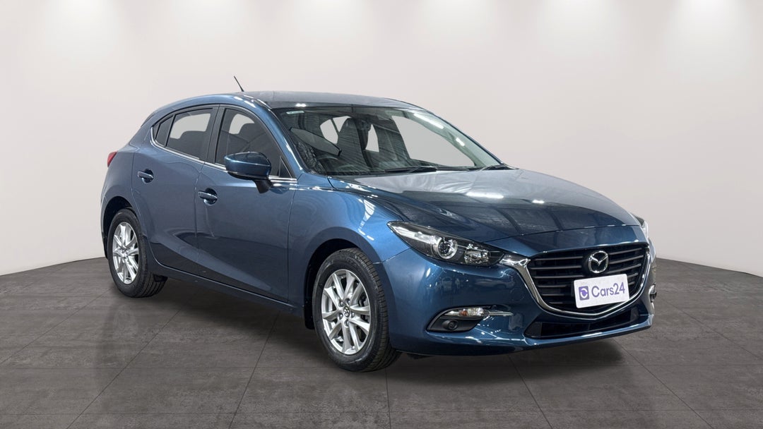 2018 Mazda 3 Maxx Sport, Automatic, 87722 km, Right Front Diagonal (45- Degree) View