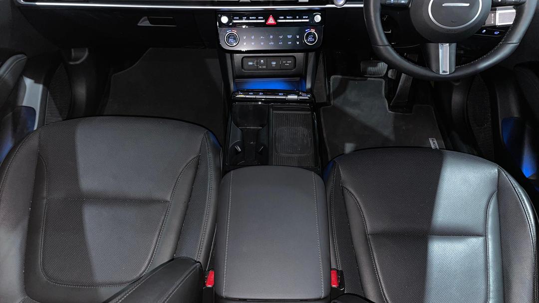 2025 Hyundai Tucson Premium Hybrid (AWD), Automatic, 10997 km, Center Console