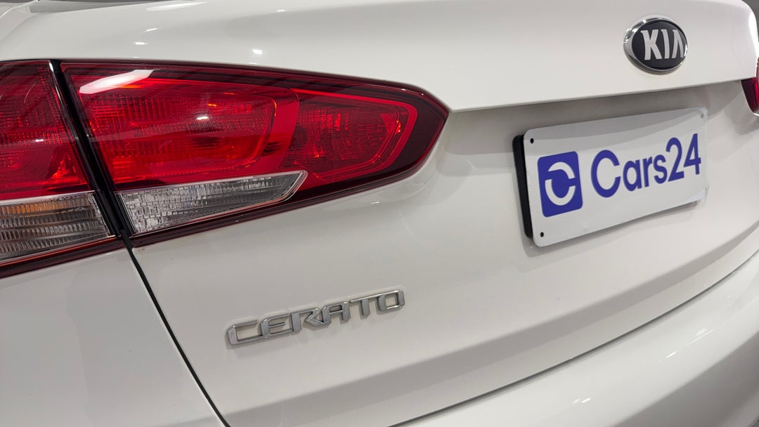 Badge (Boot Left Side)