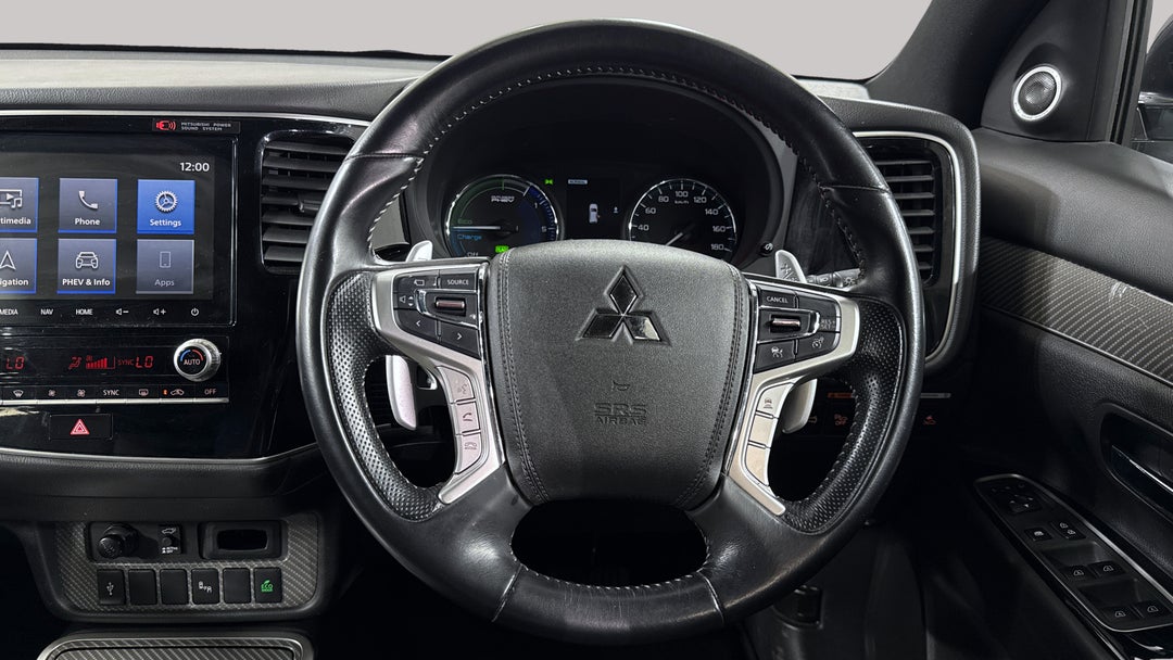 2020 Mitsubishi Outlander Phev Exceed 5 Seat (AWD), Automatic, 84513 km, Steering Wheel Close-up