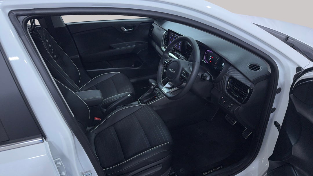 2024 Kia Stonic Gt-line, Automatic, 1441 km, Right Side Front Door Cabin View