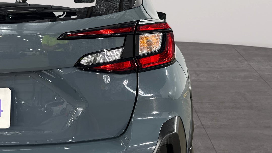 2025 Subaru Crosstrek AWD 2.0l, Automatic, 20360 km, Badge (Boot Right Side)