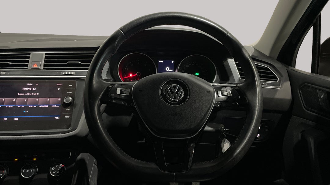 2020 Volkswagen Tiguan 110 Tsi Trendline, Automatic, 77266 km, Steering Wheel Close-up
